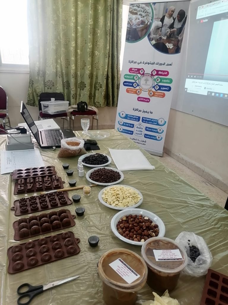 التكافل الخيرية تنفذ ورشة ثانية لصناعة الشوكولاتة بالتعاون مع تربية بني عبيد ومدرسة الملكة رانيا
